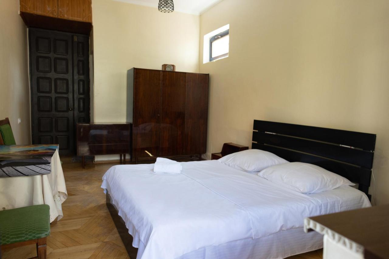 Wine House Hotel Tbilisi Exterior foto